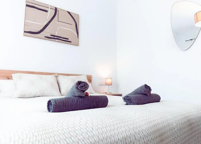 Con Terraza Y Jacuzzi Privado Centro Apartament *
